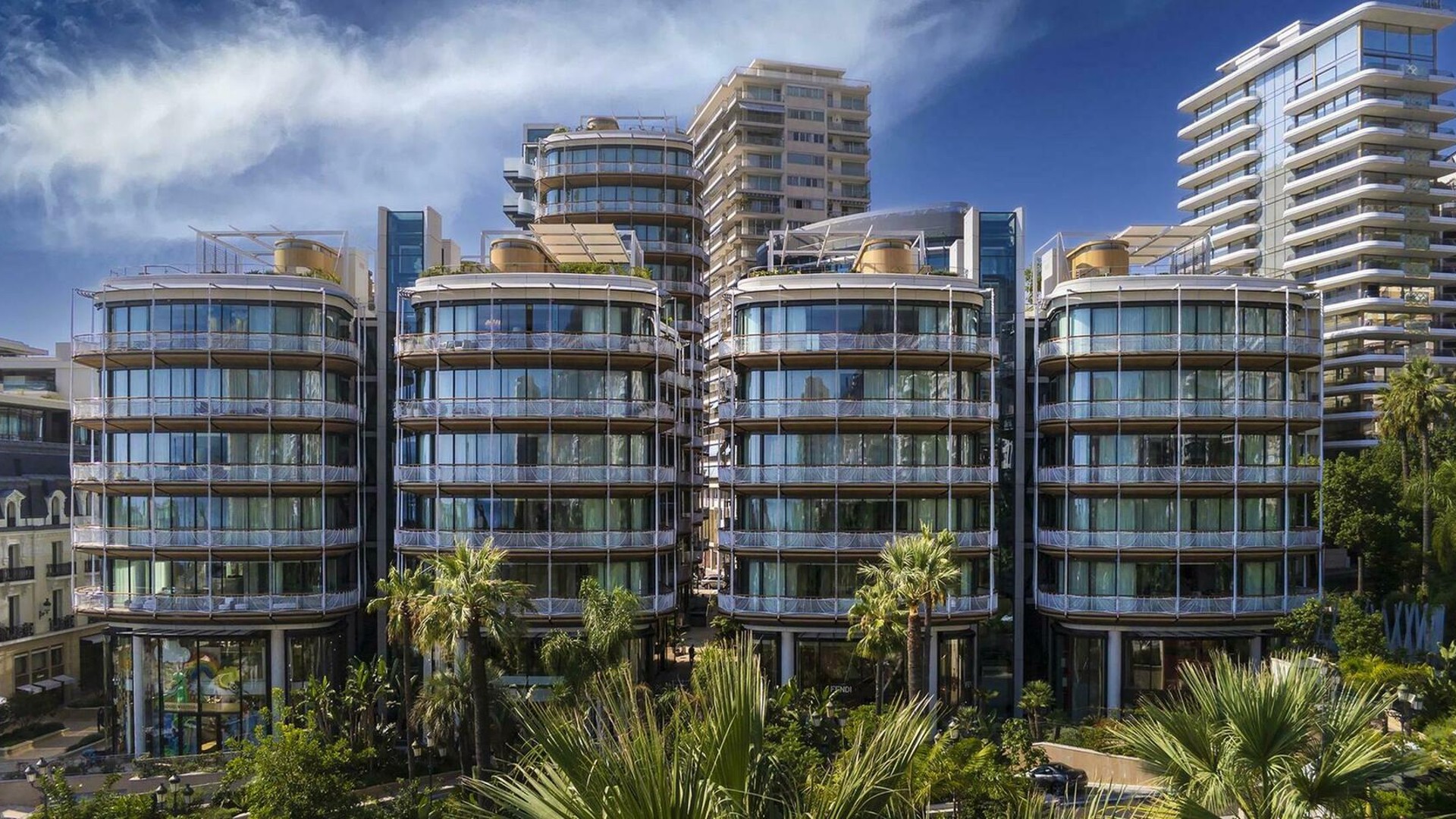 Exceptional Duplex Place du Casino