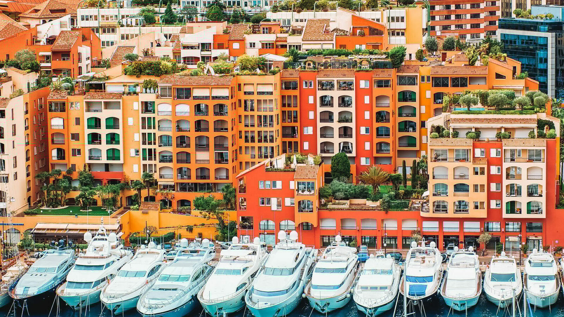 Professional premises with window at the Raphael in Fontvieille